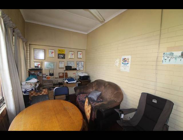 3 BEDROOM HOUSE FOR SALE IN ESCOMBE